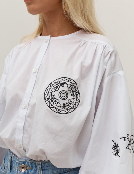 Блуза з вишивкою 38193819 купить