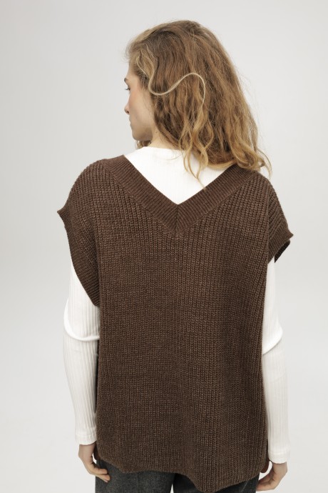 Коричневий жилет 38823882 купить