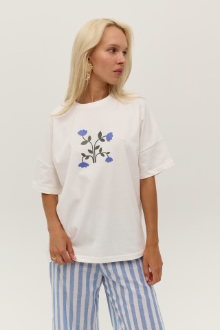 Біла футболка 39843984 купить