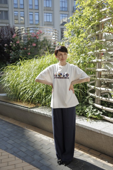 Біла футболка 38203820 купить