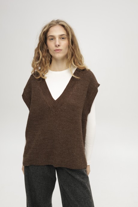 Коричневий жилет 38823882 купить