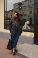 Чорна стьобана куртка 4046 фото 0