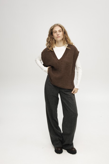 Коричневий жилет 38823882 купить