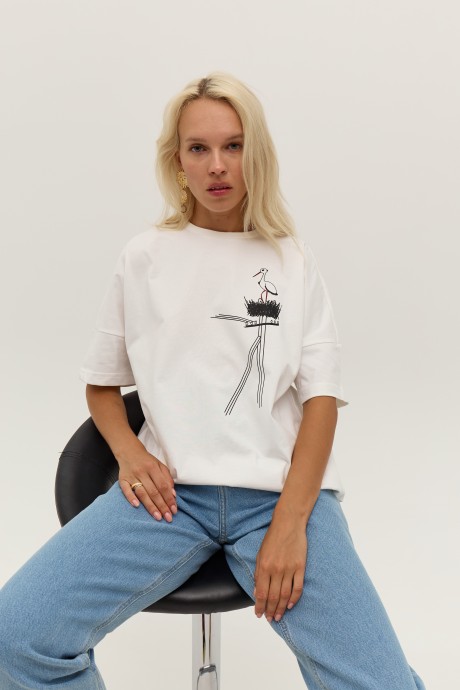 Біла футболка 38273827 купить