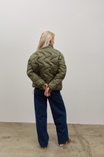 Зелена стьобана куртка 4075 фото 6