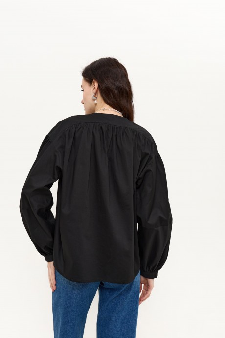 Чорна блуза з вишивкою 38213821 купить