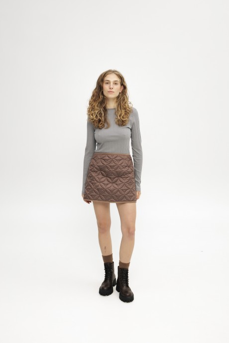 Коричневий стьобаний жилет 39153915 купить