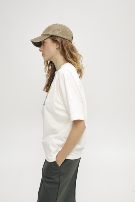 Біла футболка 39003900 купить