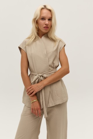 Бежевий жилет 39863986 купить