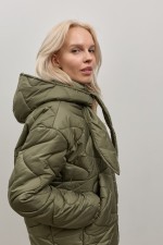 Зелена стьобана куртка 4075 фото 4