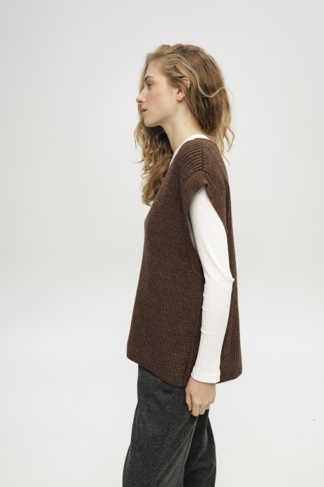 Коричневий жилет 38823882 купить