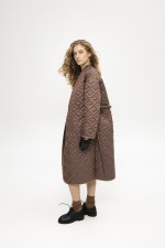 Коричневе стьобане пальто 3916 фото 2