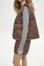 Коричневий стьобаний жилет 3915 фото 6