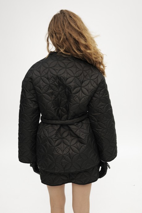 Чорна стьобана куртка 38803880 купить